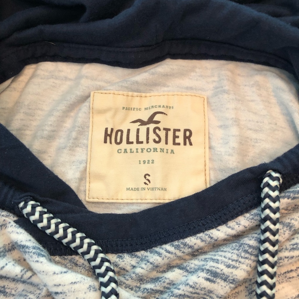 Hollister long sleeve shirt